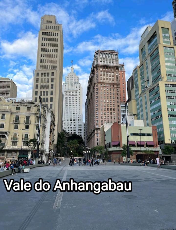 Studio No Centro De Sao Paulo, A 3 Minutos Do Metro, Com Garagem Gratis Aparthotel ภายนอก รูปภาพ
